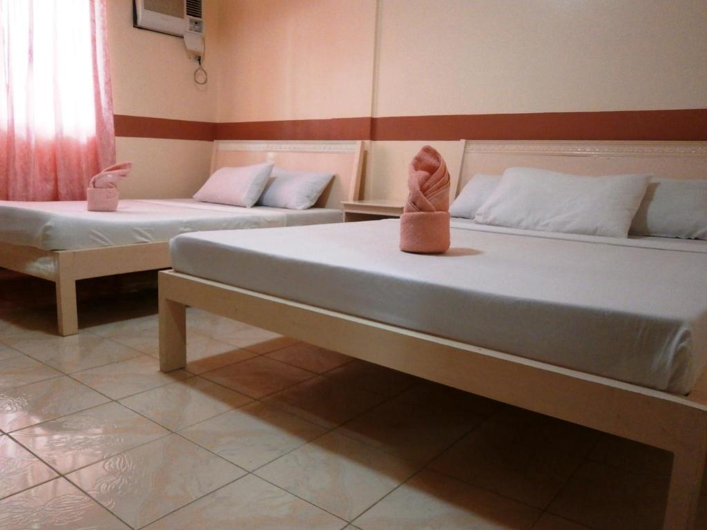 Alliyah'S Beach Resort Balabag  Bilik gambar